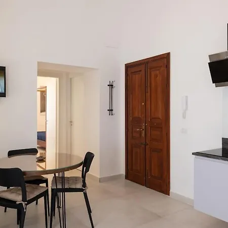 Collegiata - Downtown Appartement *